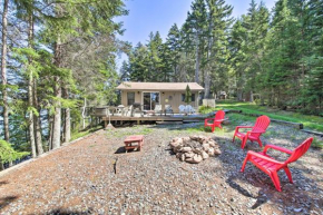 Cozy Cottage on Cat Cove with Wraparound Deck!